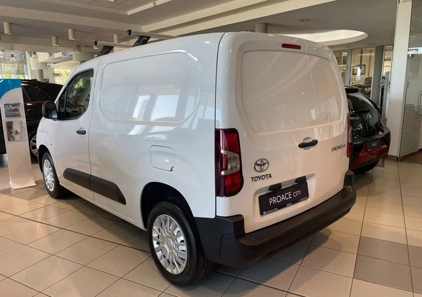 Toyota Proace City cena 113000 przebieg: 5, rok produkcji 2023 z Zawadzkie małe 67